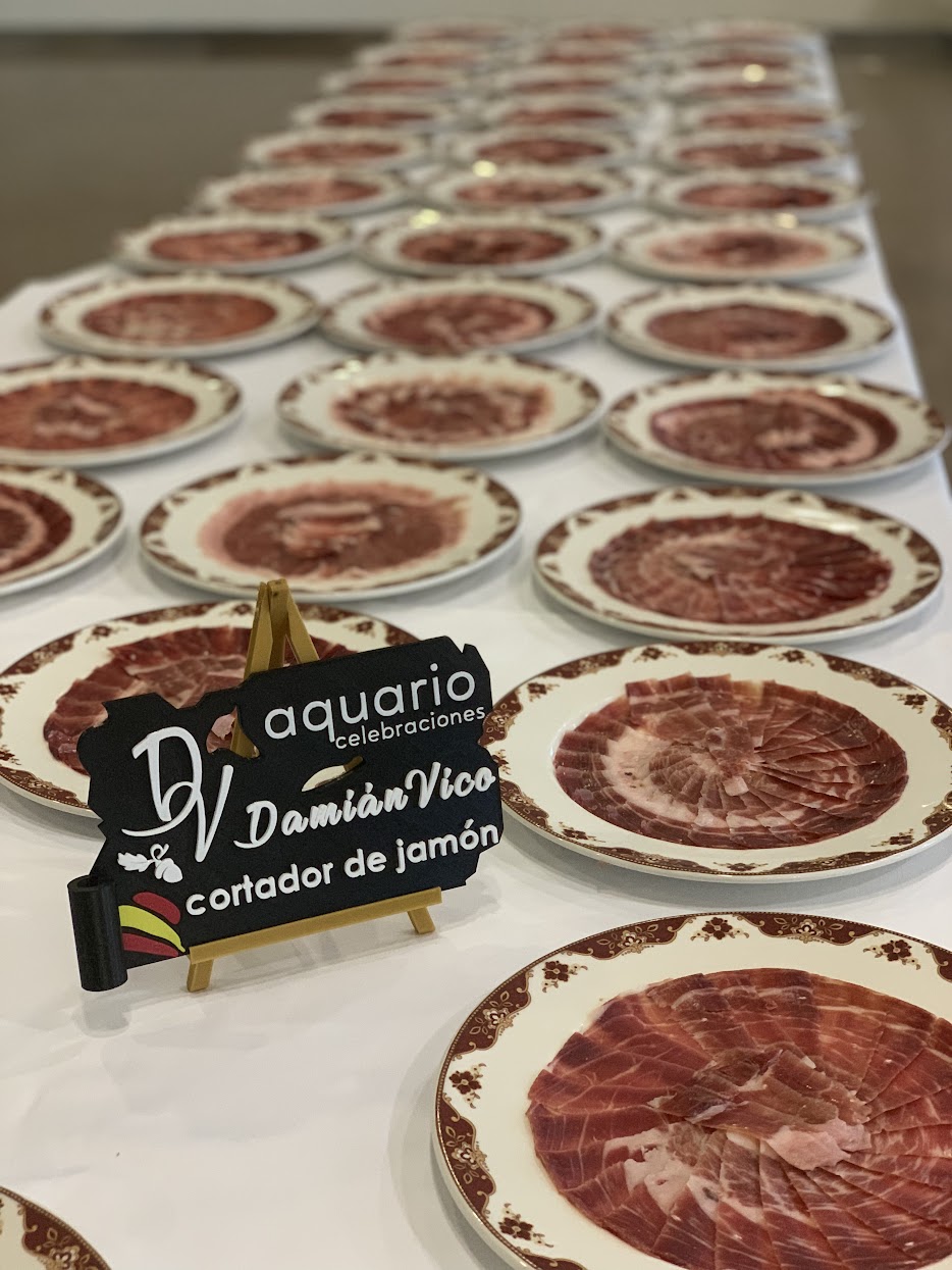 Presentación artística de jamón ibérico
